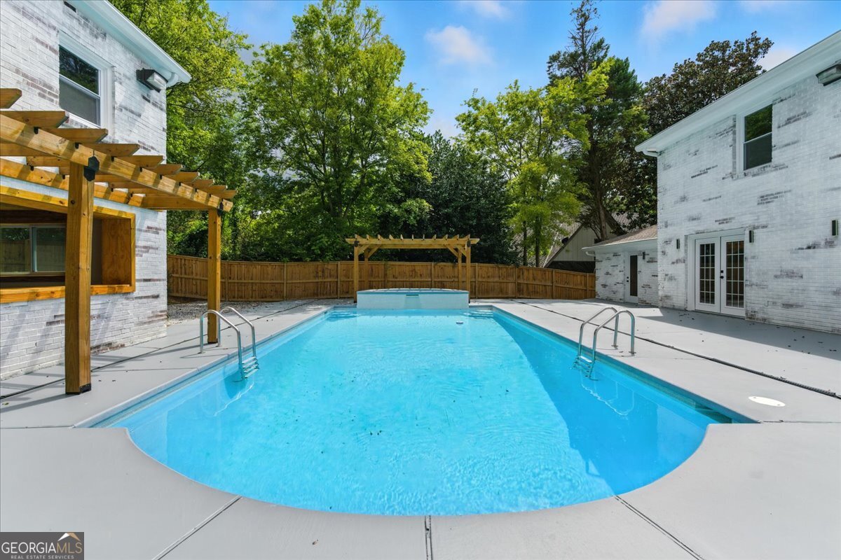 4395 Woodland Brook DR SE