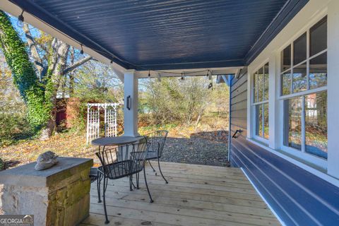 A home in Toccoa