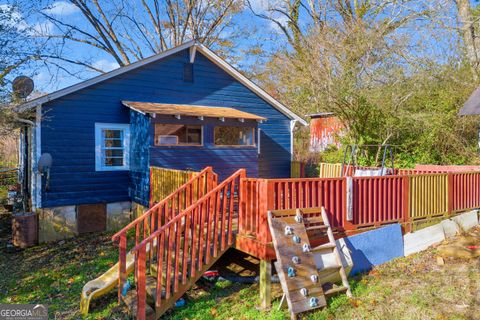 A home in Toccoa