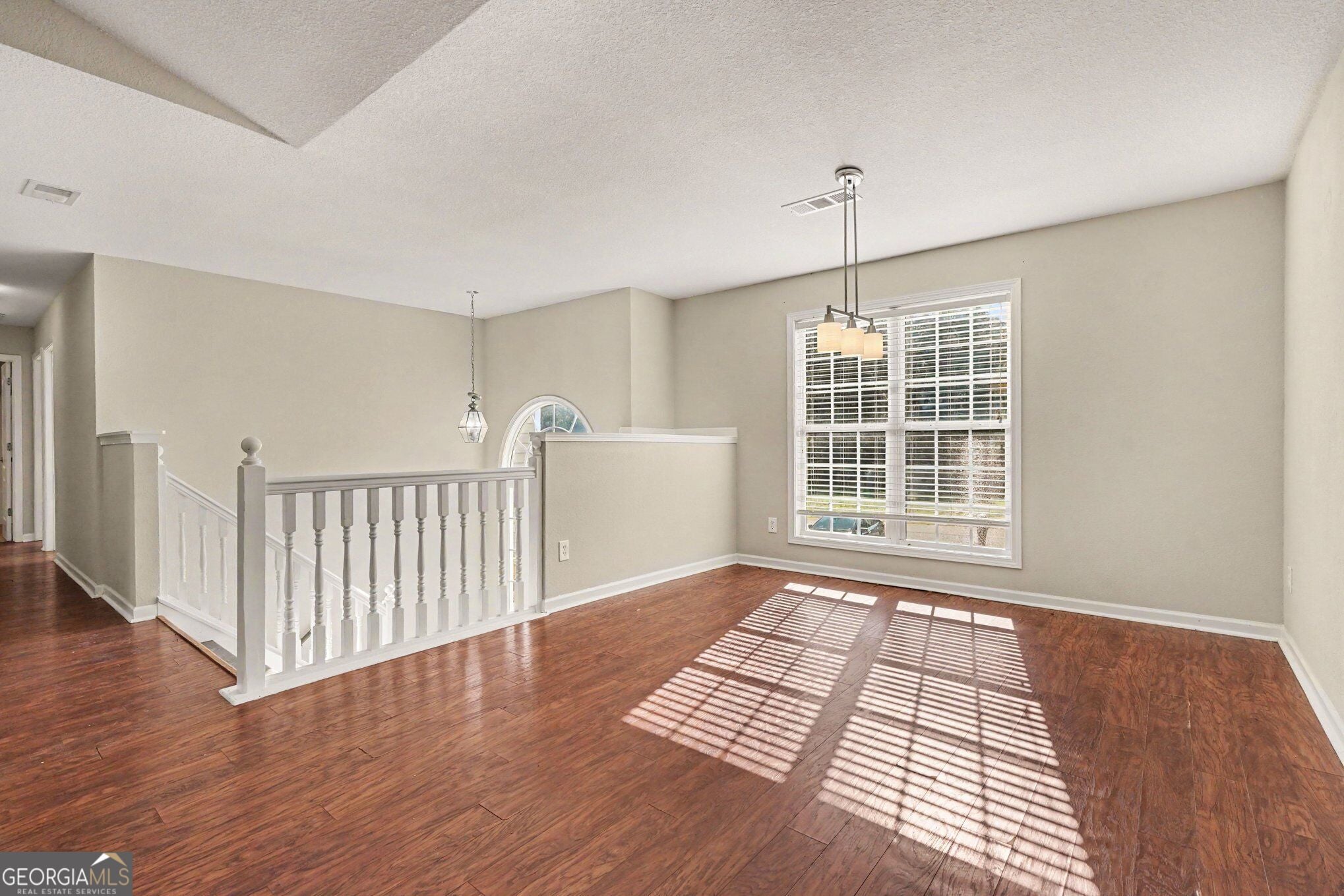 197 Ridgeland DR