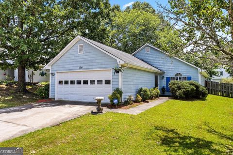 1241 Larkwood DR Jonesboro GA 30238