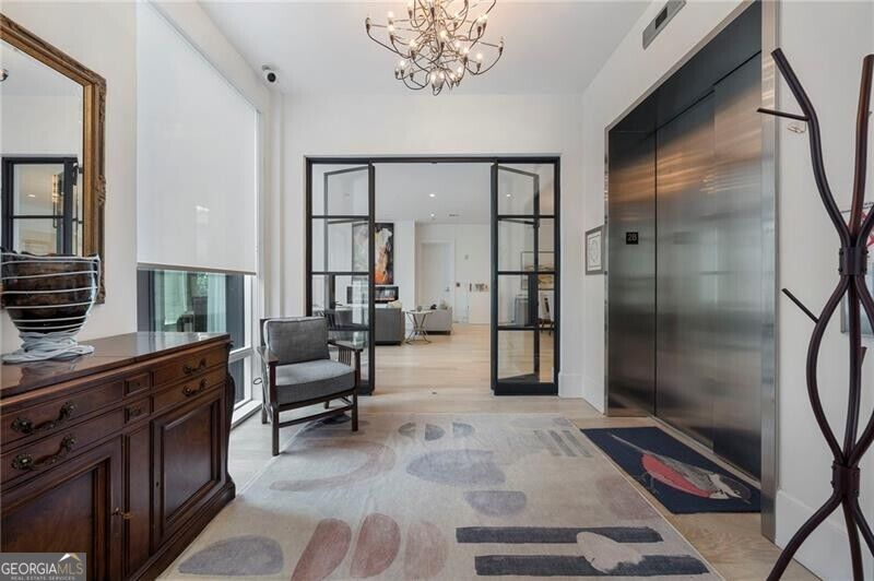 1301 Peachtree ST NE 2B/C
