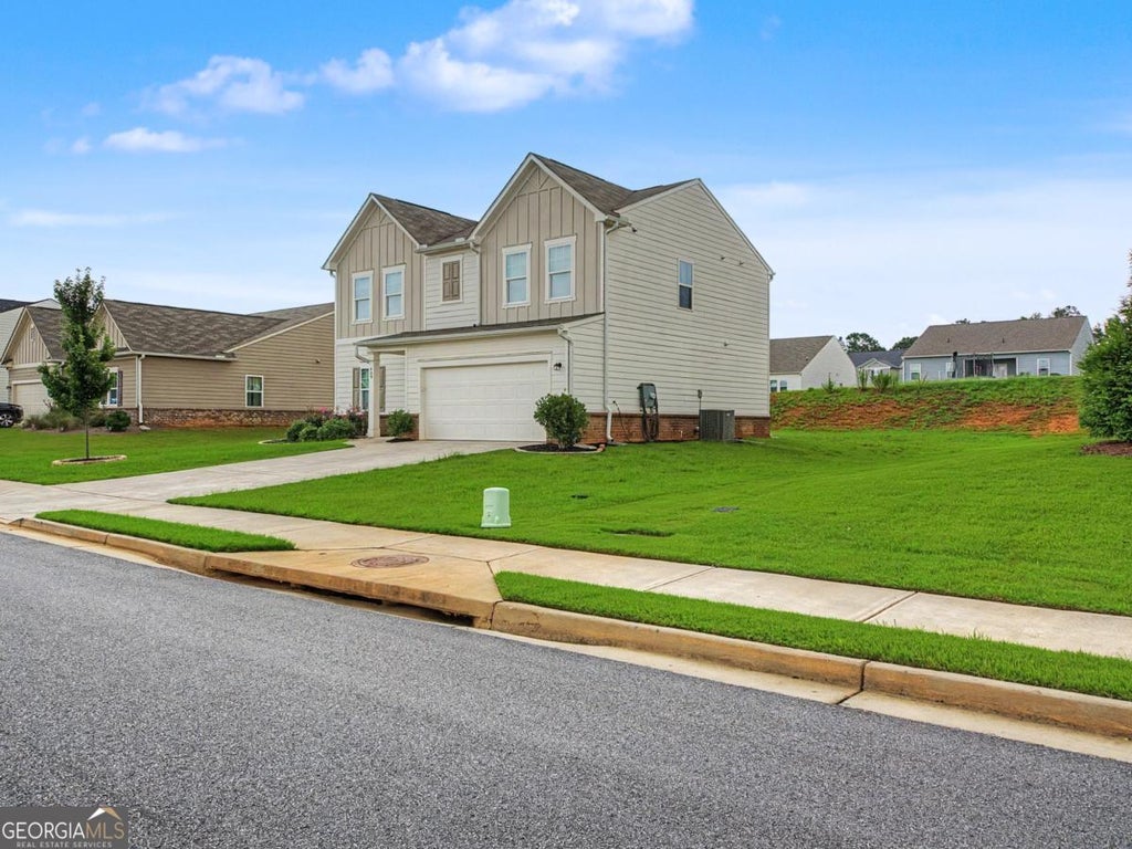 Photo of 409 Matera Drive NW, Cartersville, GA 30120 (MLS # 10816085)
