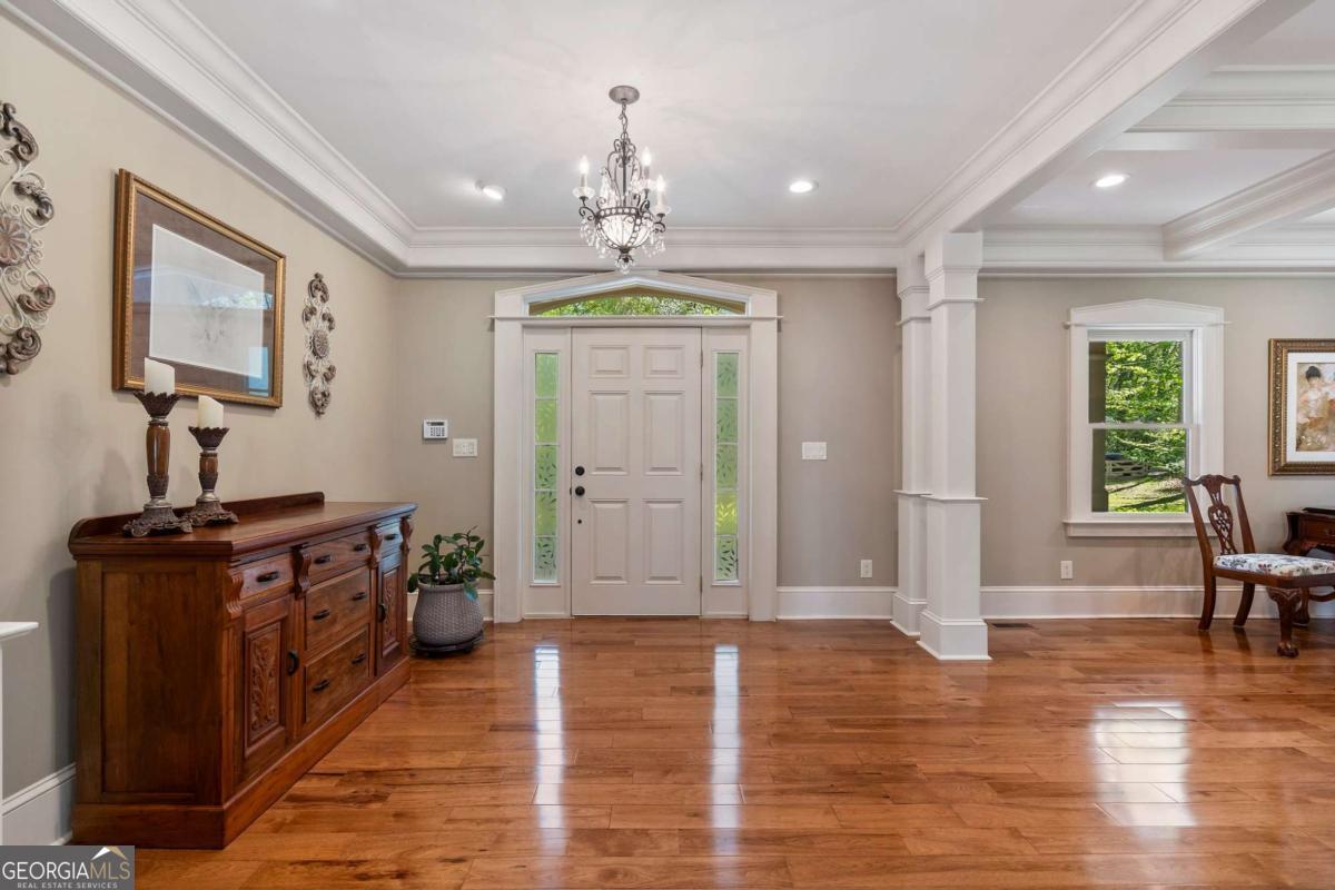 299 Saint Marys LN NW