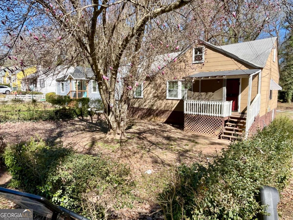 1292 Lorenzo DR SW