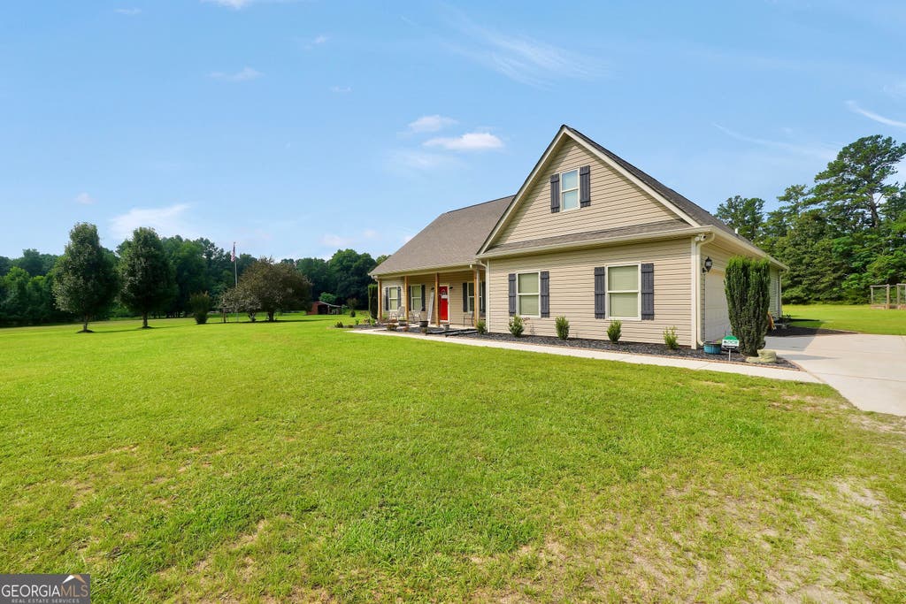 Photo of 432 Crane Road, Zebulon, GA 30295 (MLS # 10796021)