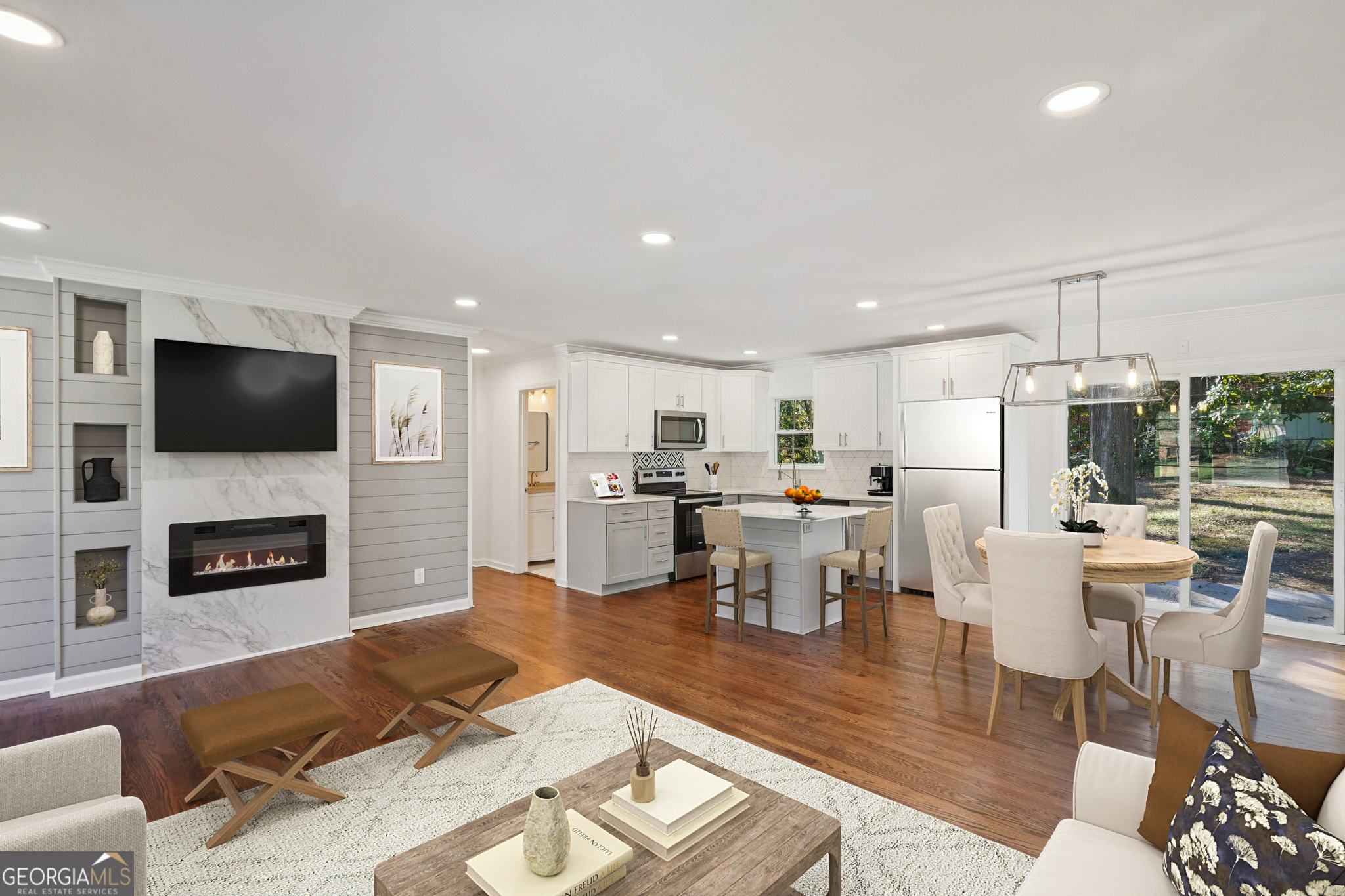 2198 Lower Roswell RD