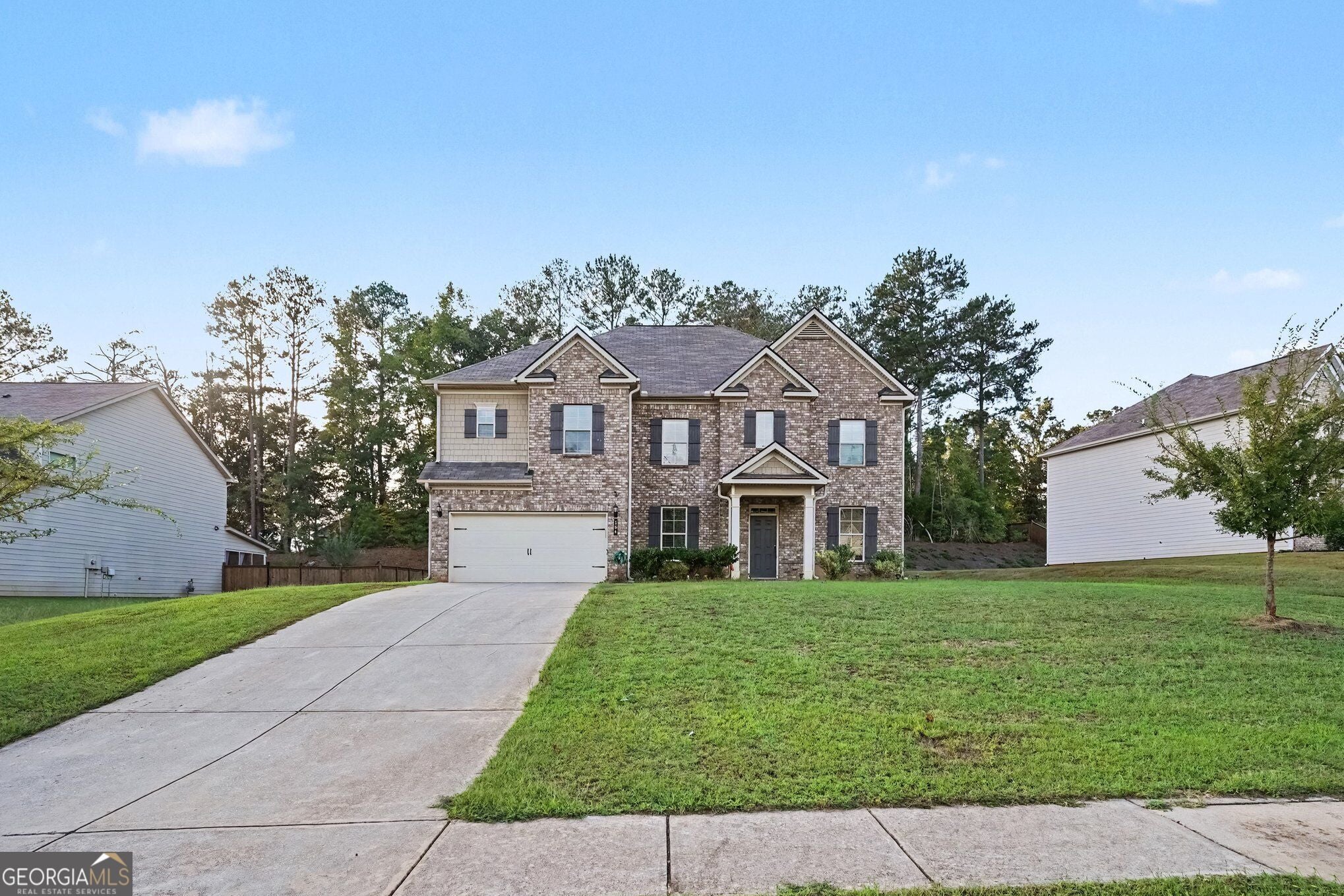 164 Charolais DR