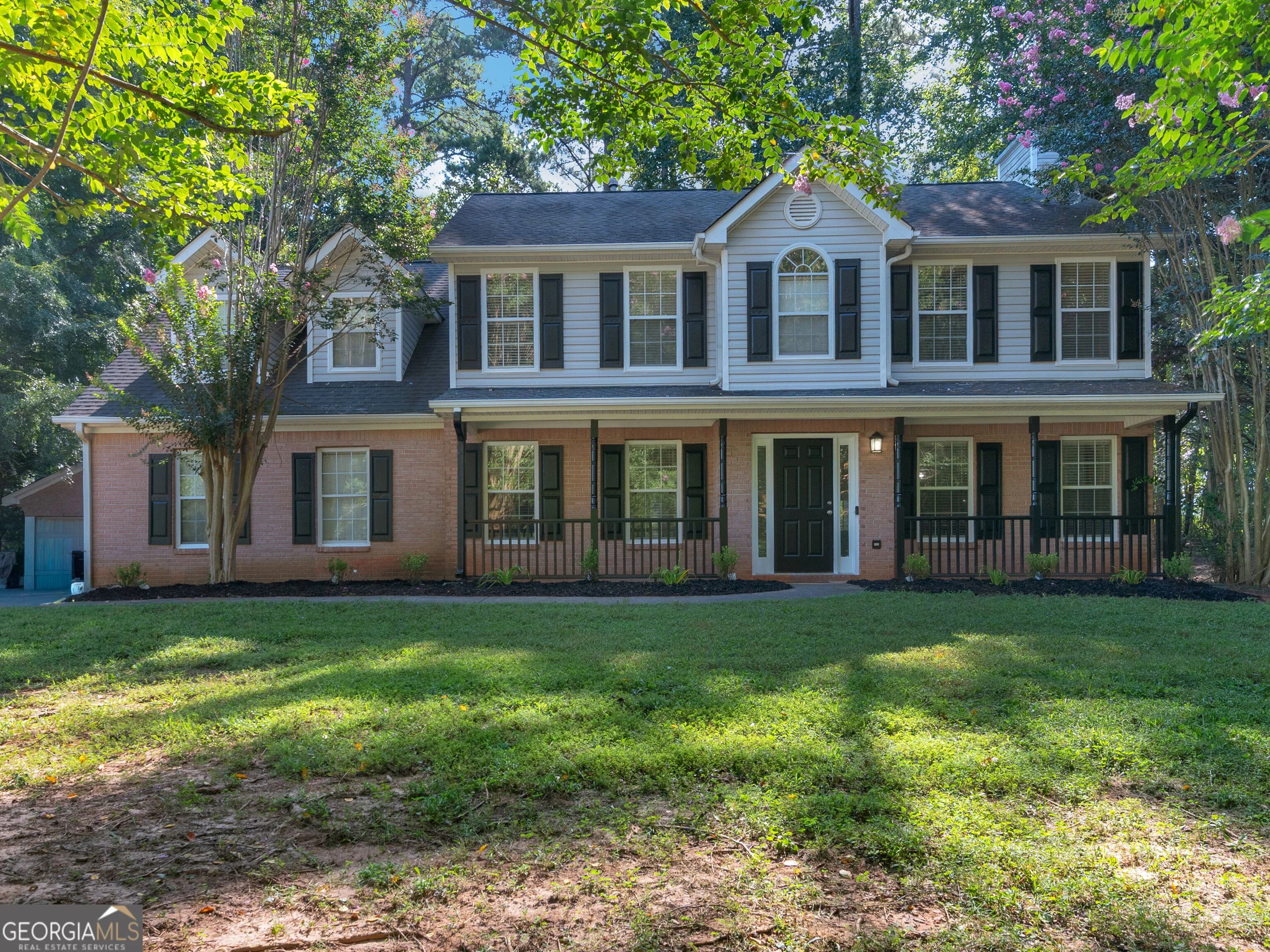 112 Crown Oaks Drive