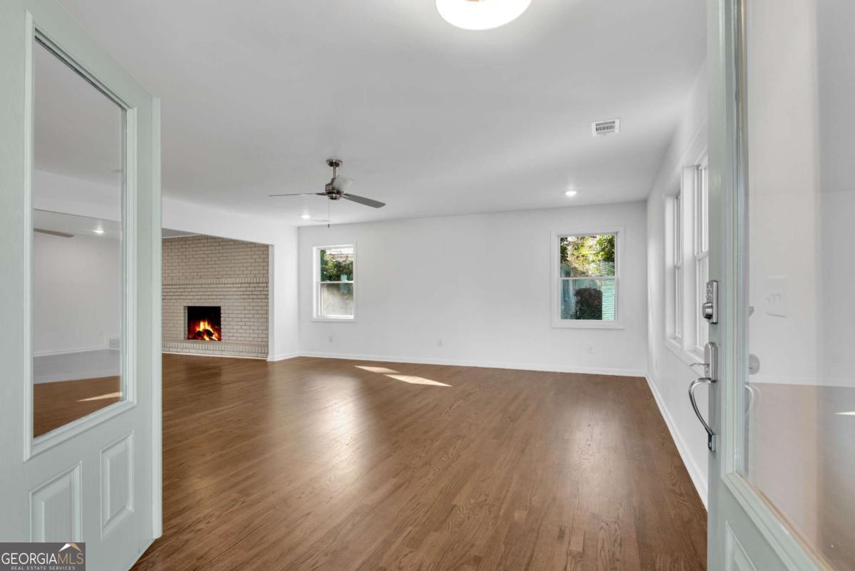 4770 Wayland CIR