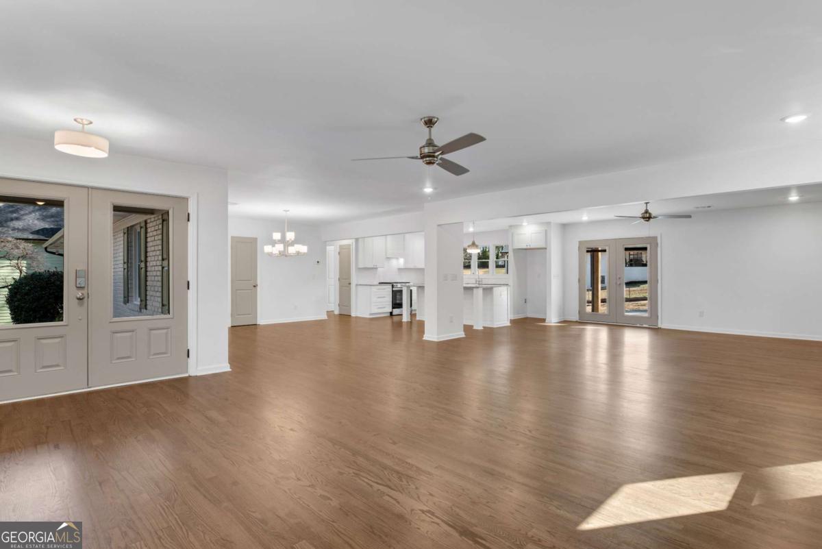 4770 Wayland CIR