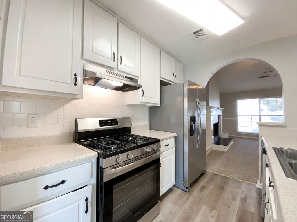 Photo of 6773 Biscayne Boulevard, Rex, GA 30273 (MLS # 10689730)