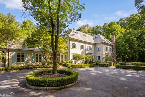 Photo of 2485 W Wesley Road NW, Atlanta, GA 30327 (MLS # 10793946)
