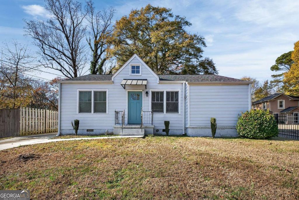 Photo of 620 Hamilton E Holmes Drive NW, Atlanta, GA 30318 (MLS # 10658167)