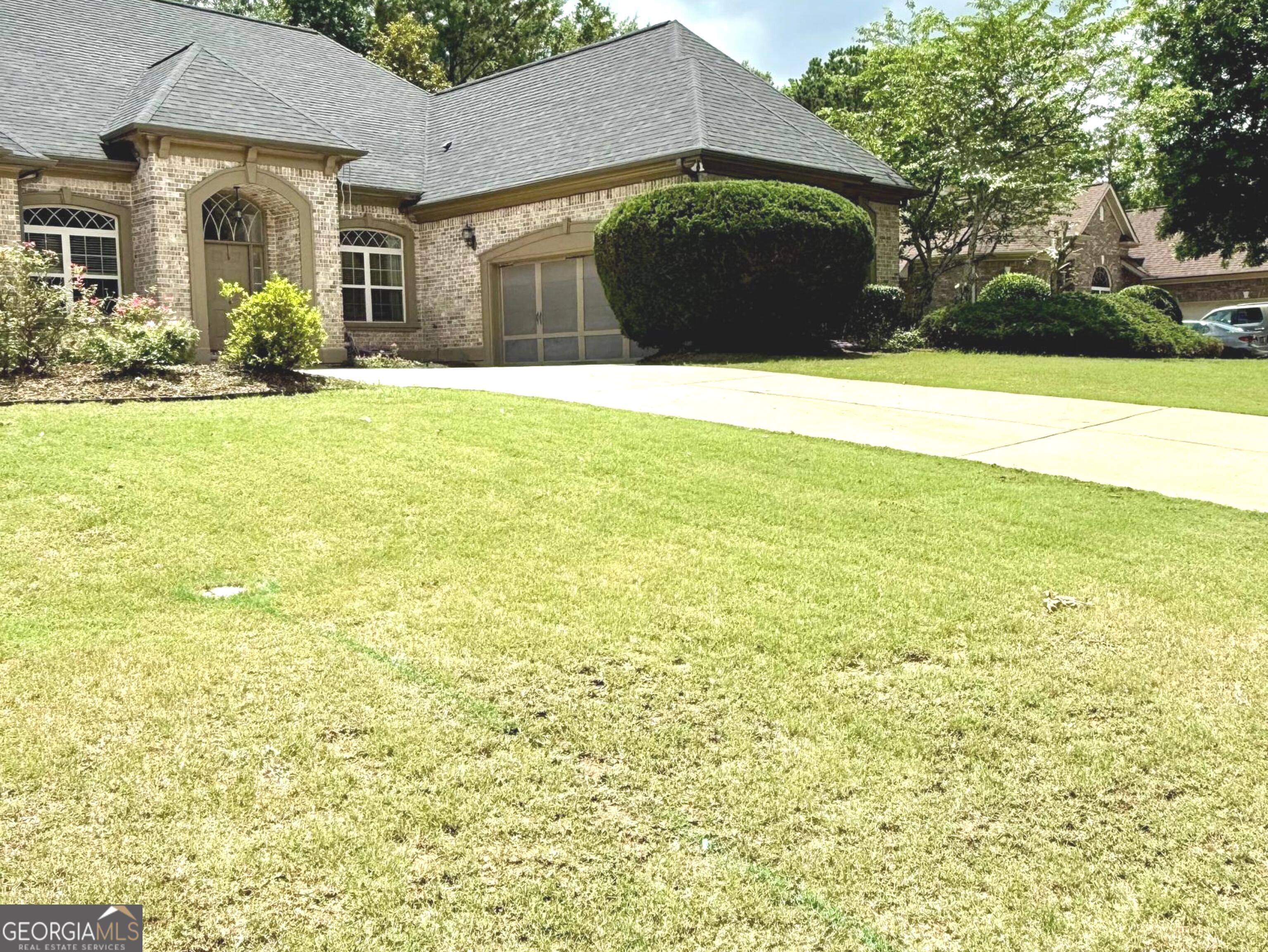 6409 Caledon CT