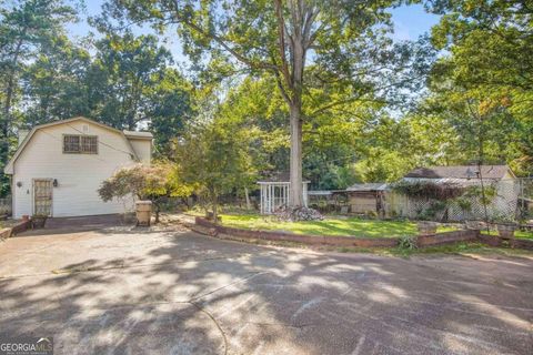 A home in Stone Mountain