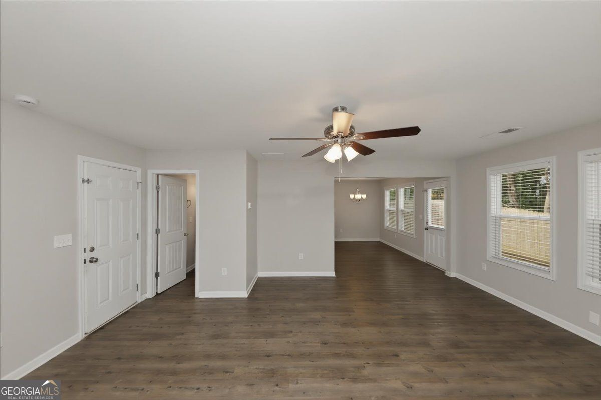 517 Arrowhead DR