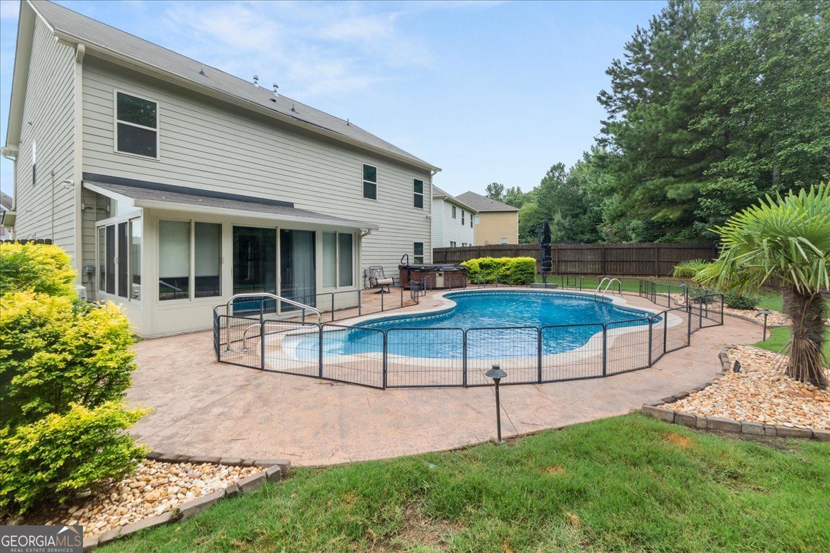 550 Ivy Chase LOOP