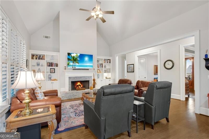 2415 Red Wine Oak DR