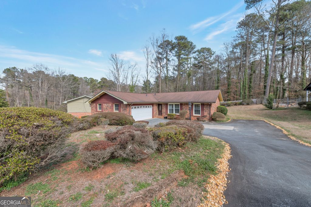 Photo of 3208 Corktree Trl, Lithonia, GA 30038 (MLS # 10696319)
