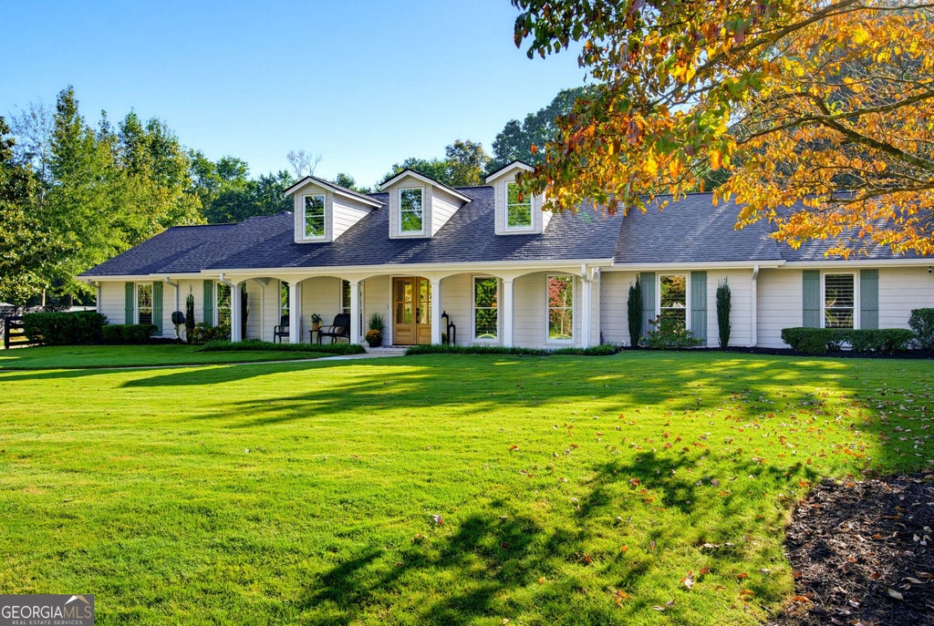 Photo of 12065 King Road, Roswell, GA 30075 (MLS # 10873404)