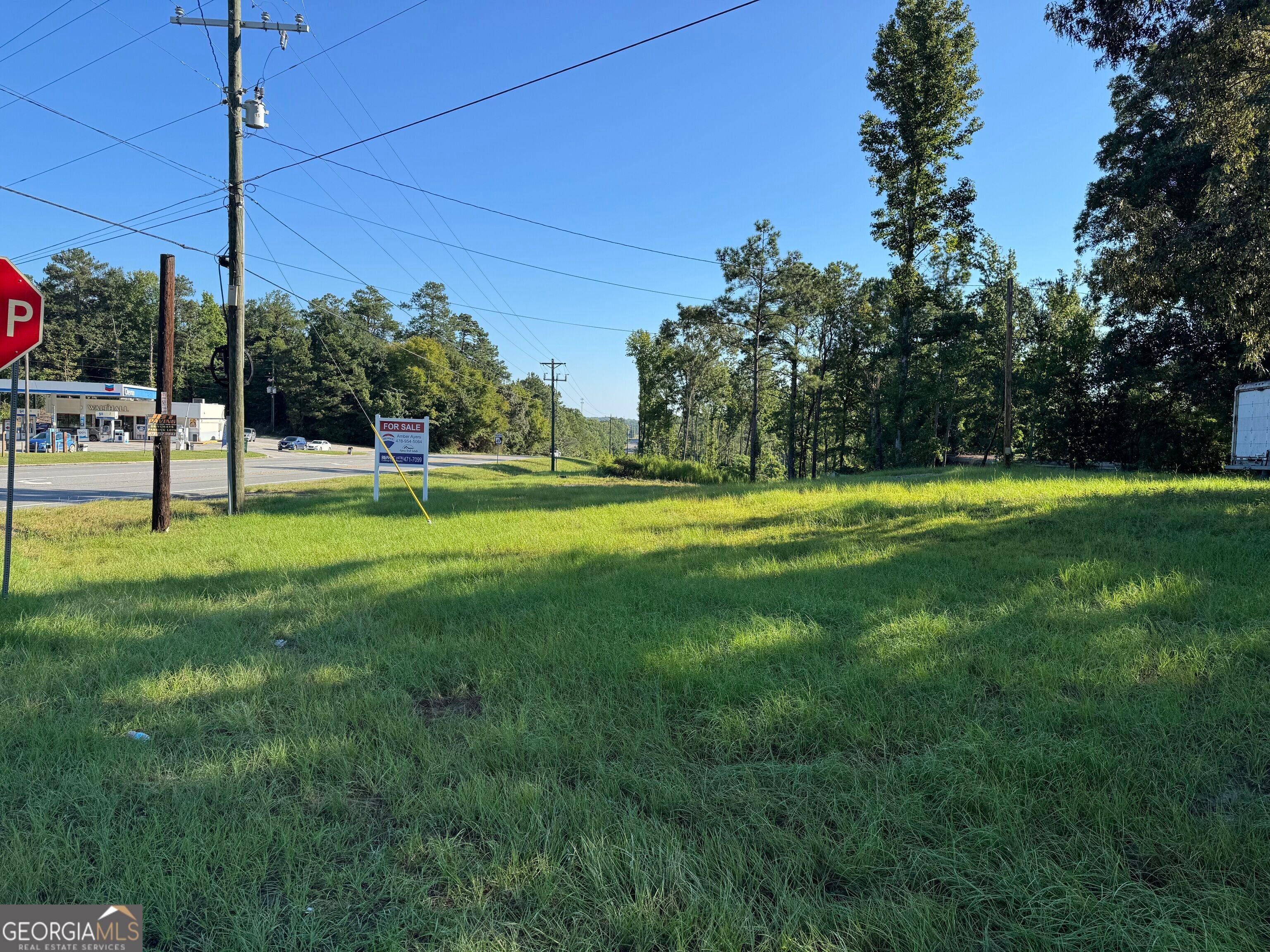 105 Henderson RD