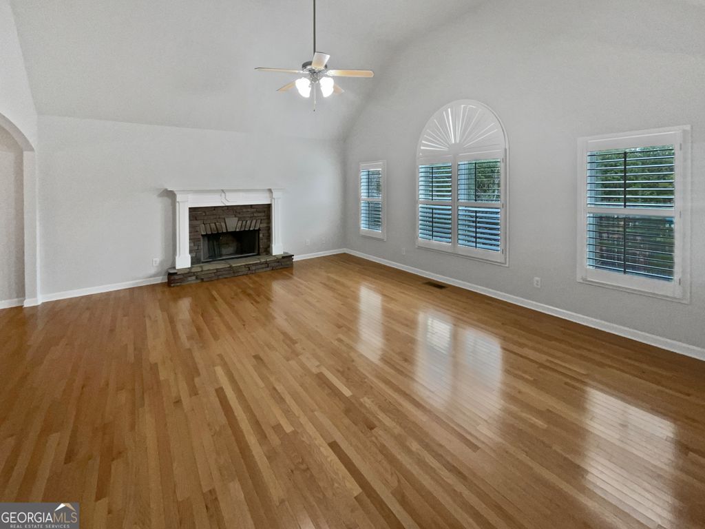 Photo of 913 Whistler Lane, Canton, GA 30114 (MLS # 10657330)