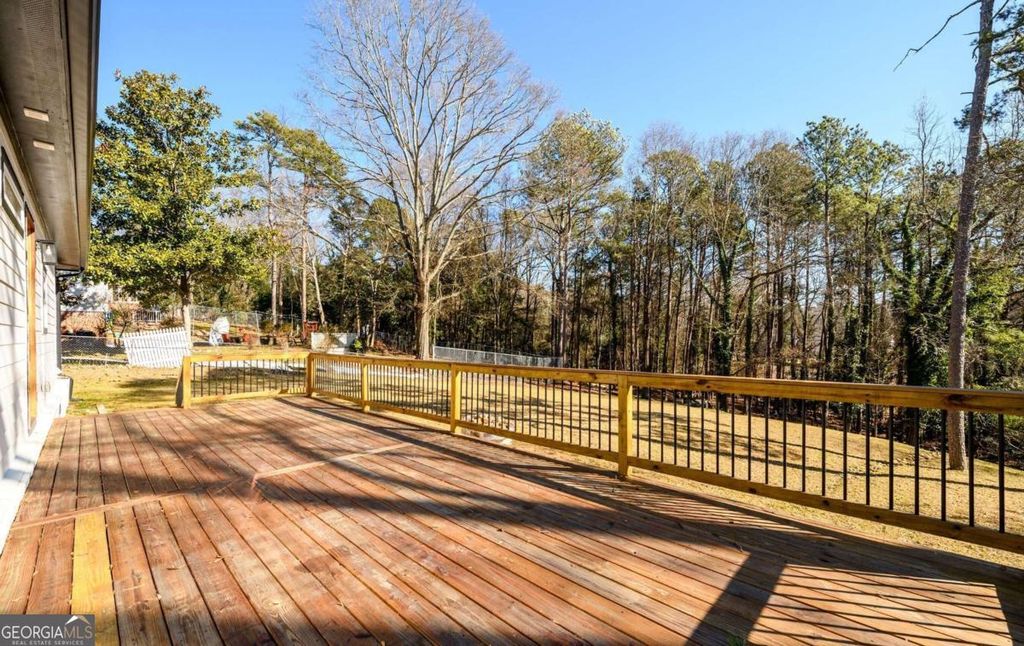 Photo of 537 Stillwood Drive, Gainesville, GA 30501 (MLS # 10692698)