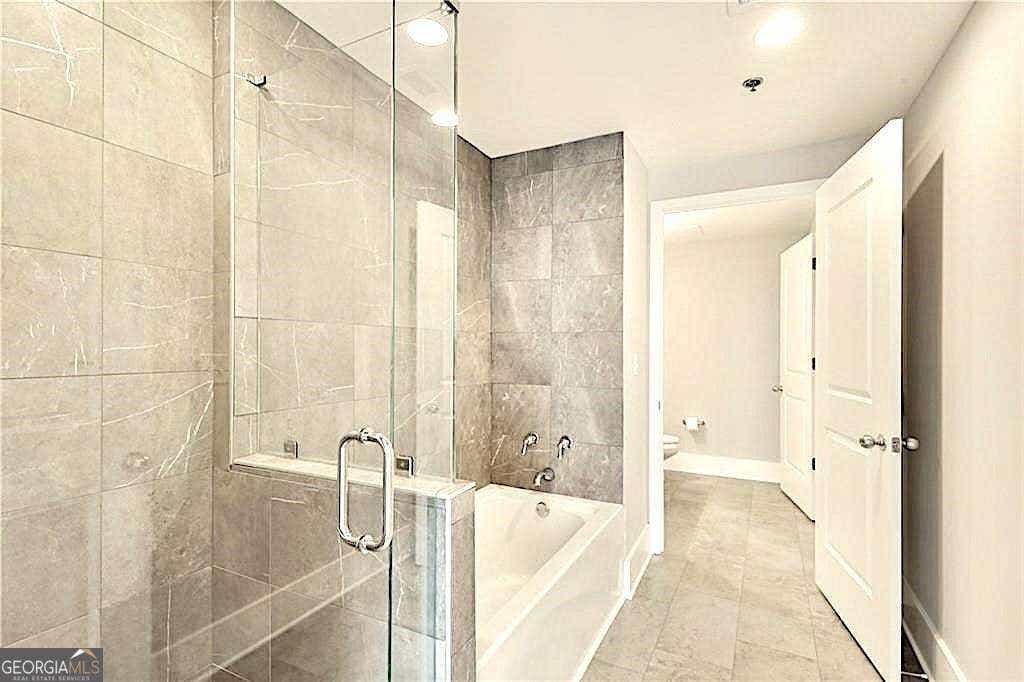 Photo of 3338 Peachtree Road NE #2604, Atlanta, GA 30326 (MLS # 10822867)