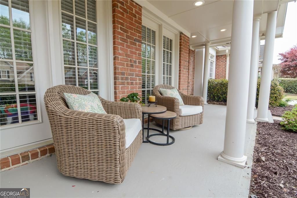 3660 Highcroft CIR NW