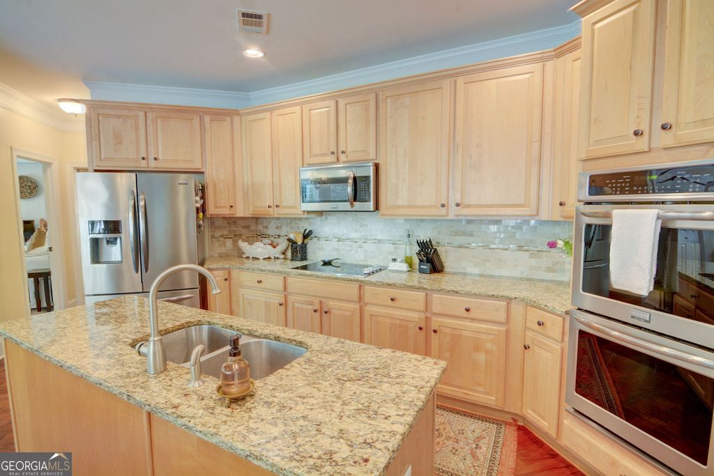 Photo of 3660 Highcroft Circle NW, Peachtree Corners, GA 30092 (MLS # 10726199)