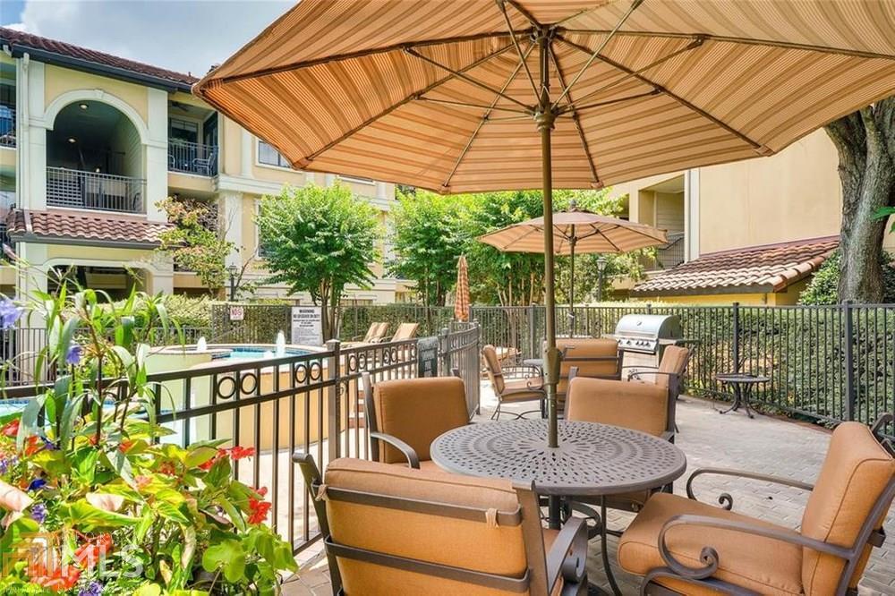 Peachtree Place - Residential Lease