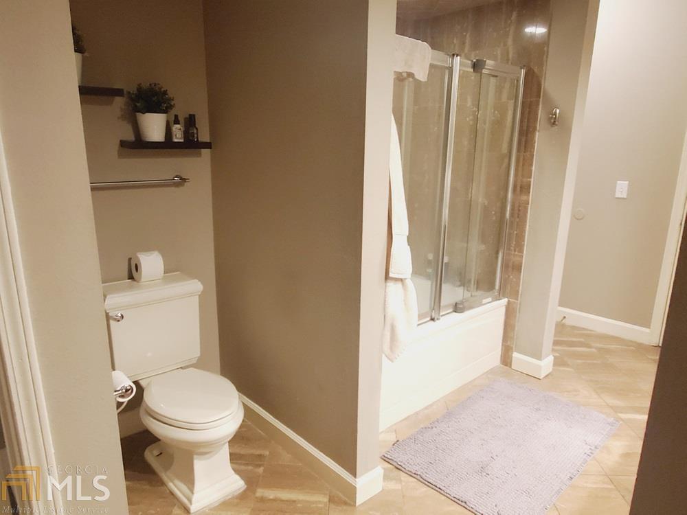 Peachtree Place - Residential Lease