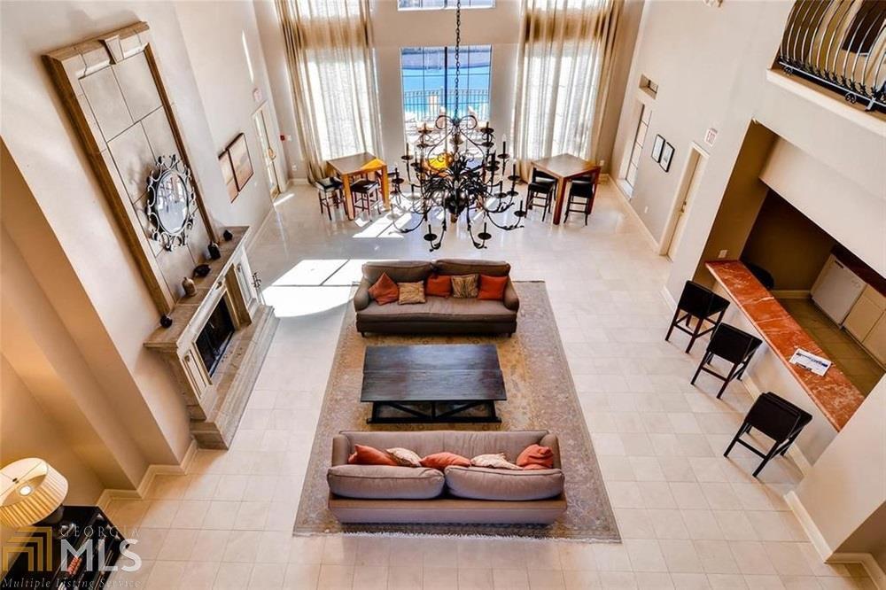 Peachtree Place - Residential Lease