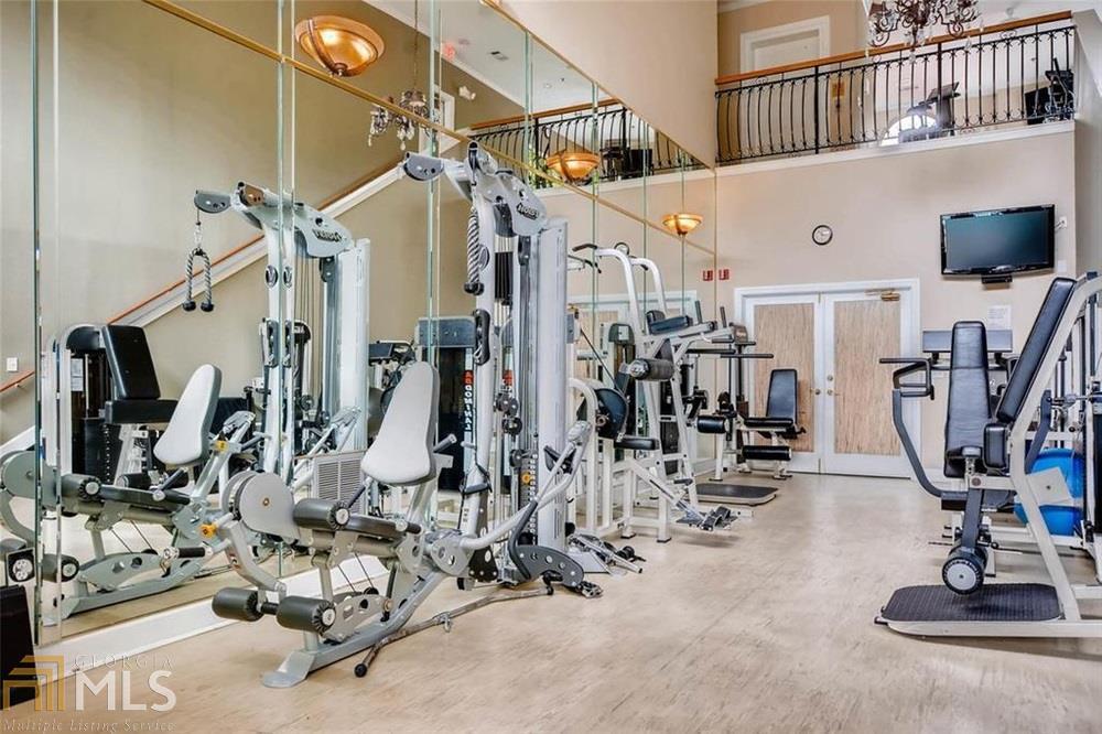 Peachtree Place - Residential Lease