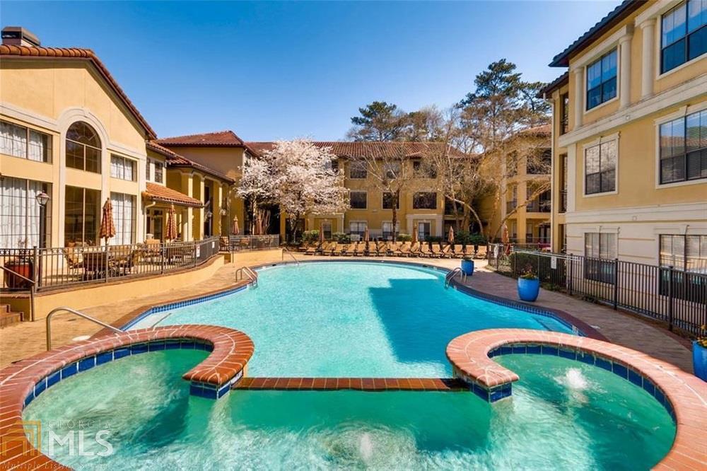 Peachtree Place - Residential Lease