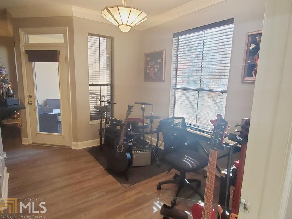 Peachtree Place - Residential Lease