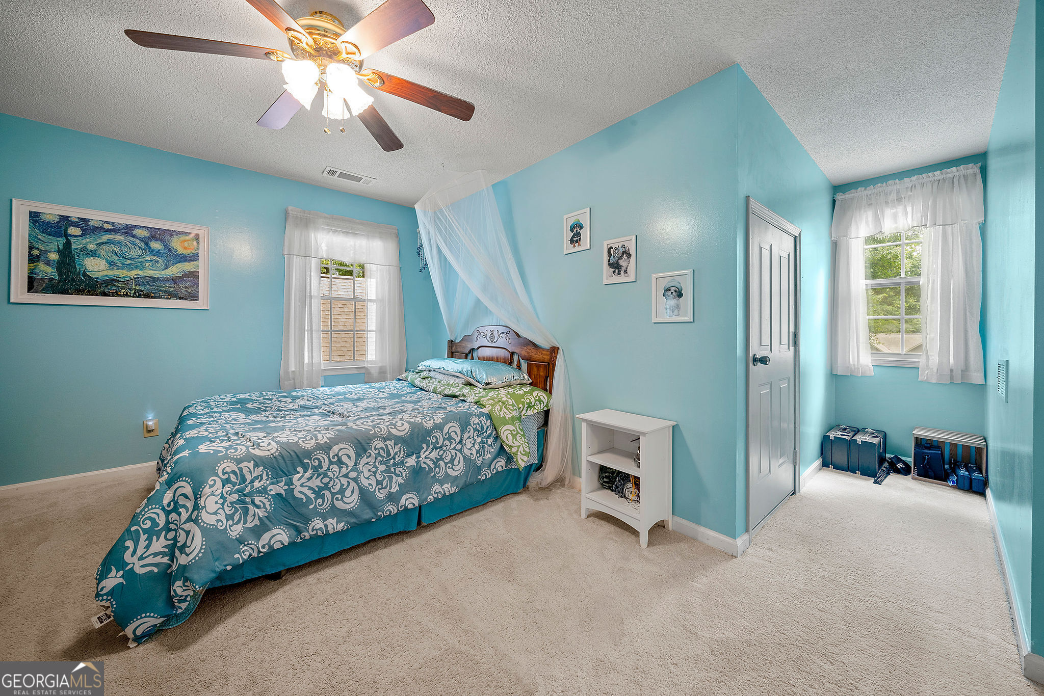 Newnan, Georgia 30265, United States, 5 Bedrooms Bedrooms, ,3 BathroomsBathrooms,Residential,Active,164632