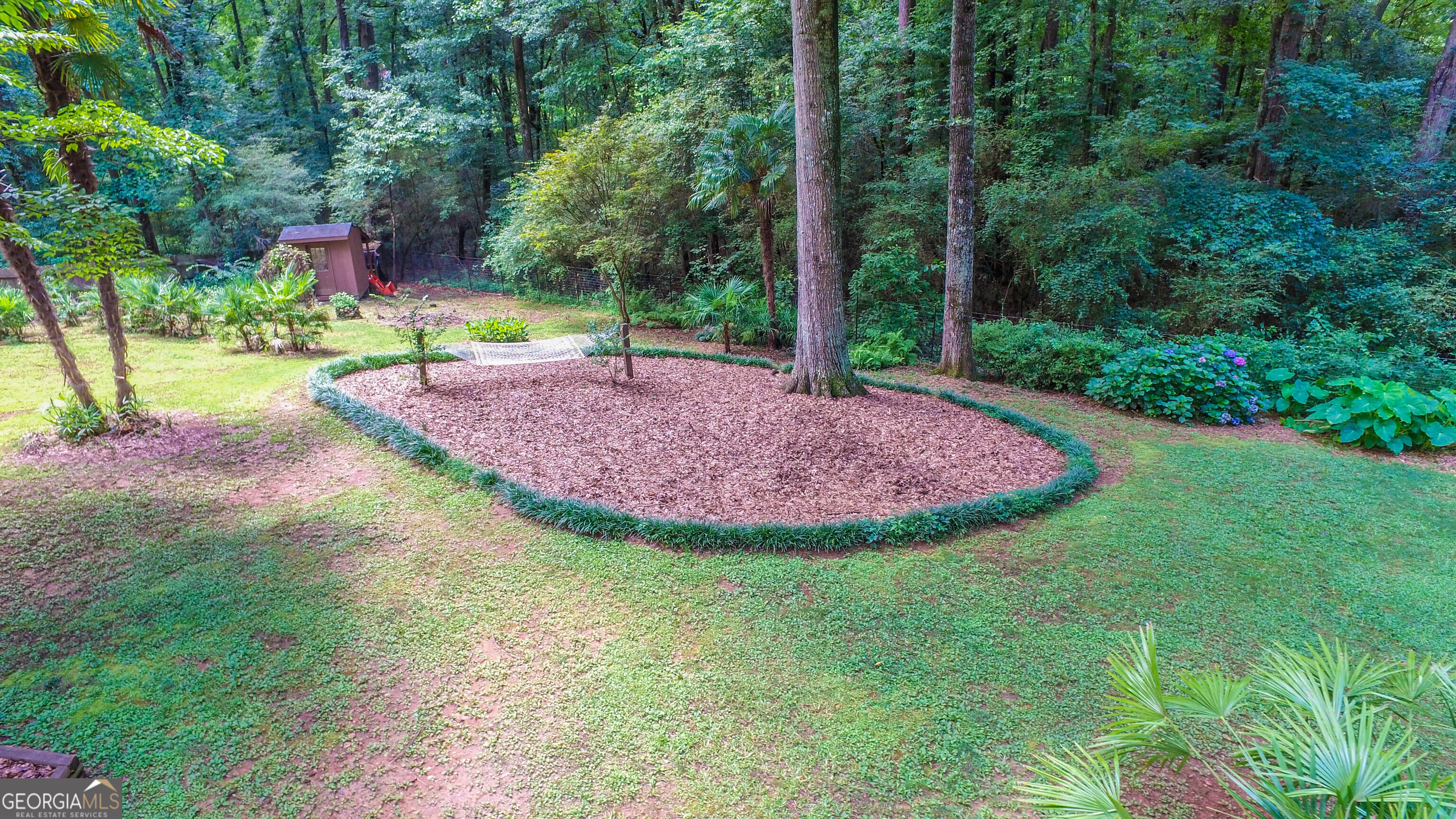 Newnan, Georgia 30265, United States, 5 Bedrooms Bedrooms, ,3 BathroomsBathrooms,Residential,Active,164632