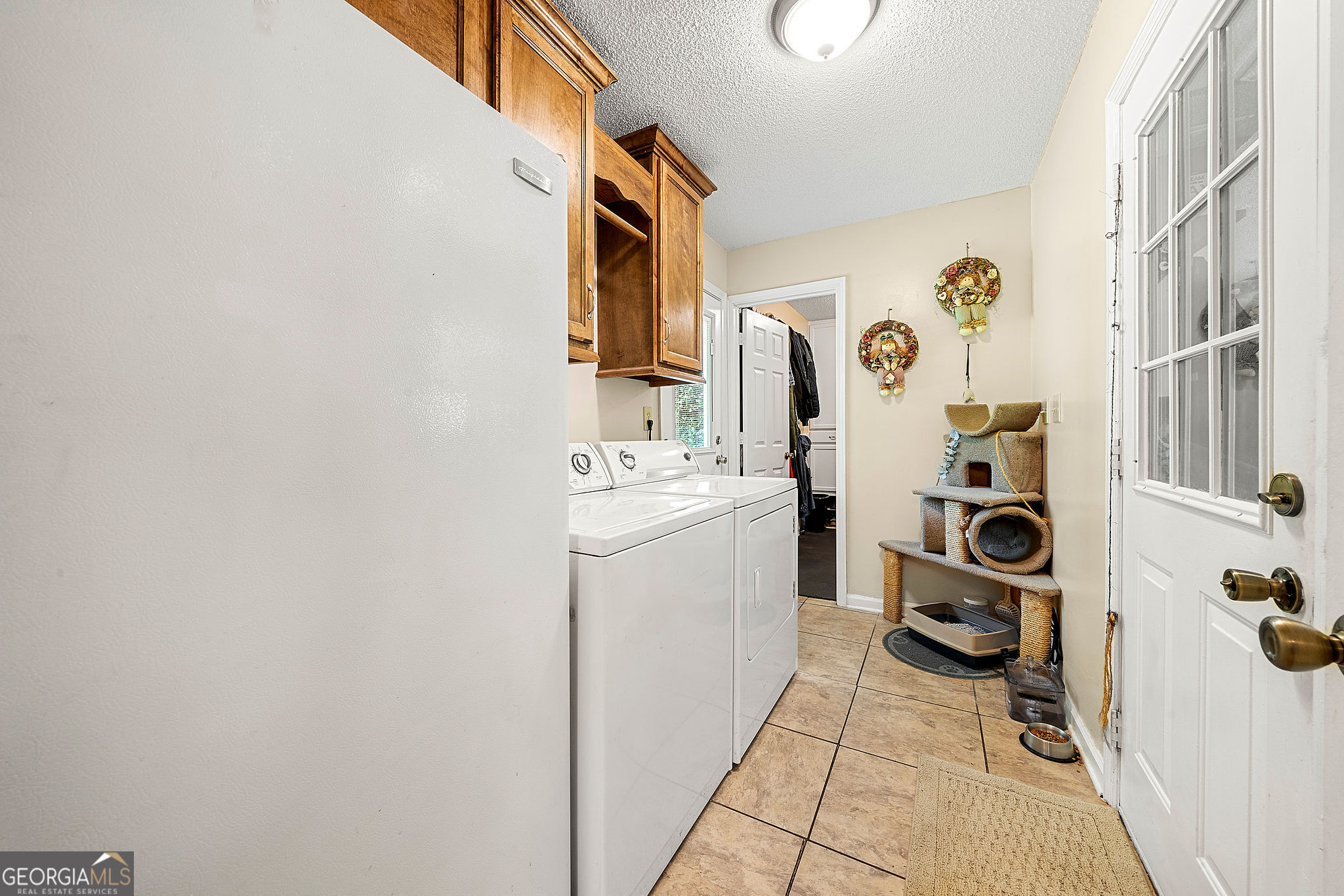 Newnan, Georgia 30265, United States, 5 Bedrooms Bedrooms, ,3 BathroomsBathrooms,Residential,Active,164632