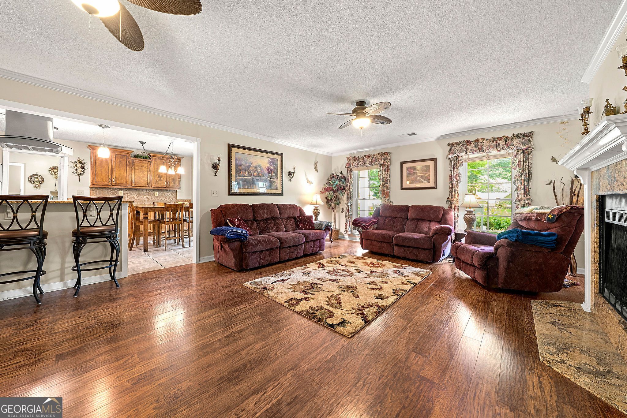 Newnan, Georgia 30265, United States, 5 Bedrooms Bedrooms, ,3 BathroomsBathrooms,Residential,Active,164632