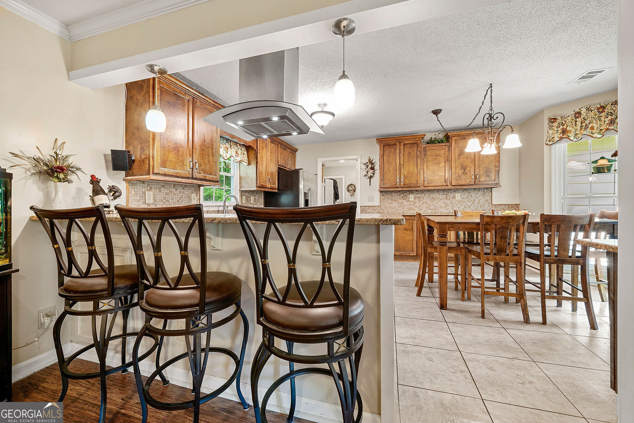 Newnan, Georgia 30265, United States, 5 Bedrooms Bedrooms, ,3 BathroomsBathrooms,Residential,Active,164632