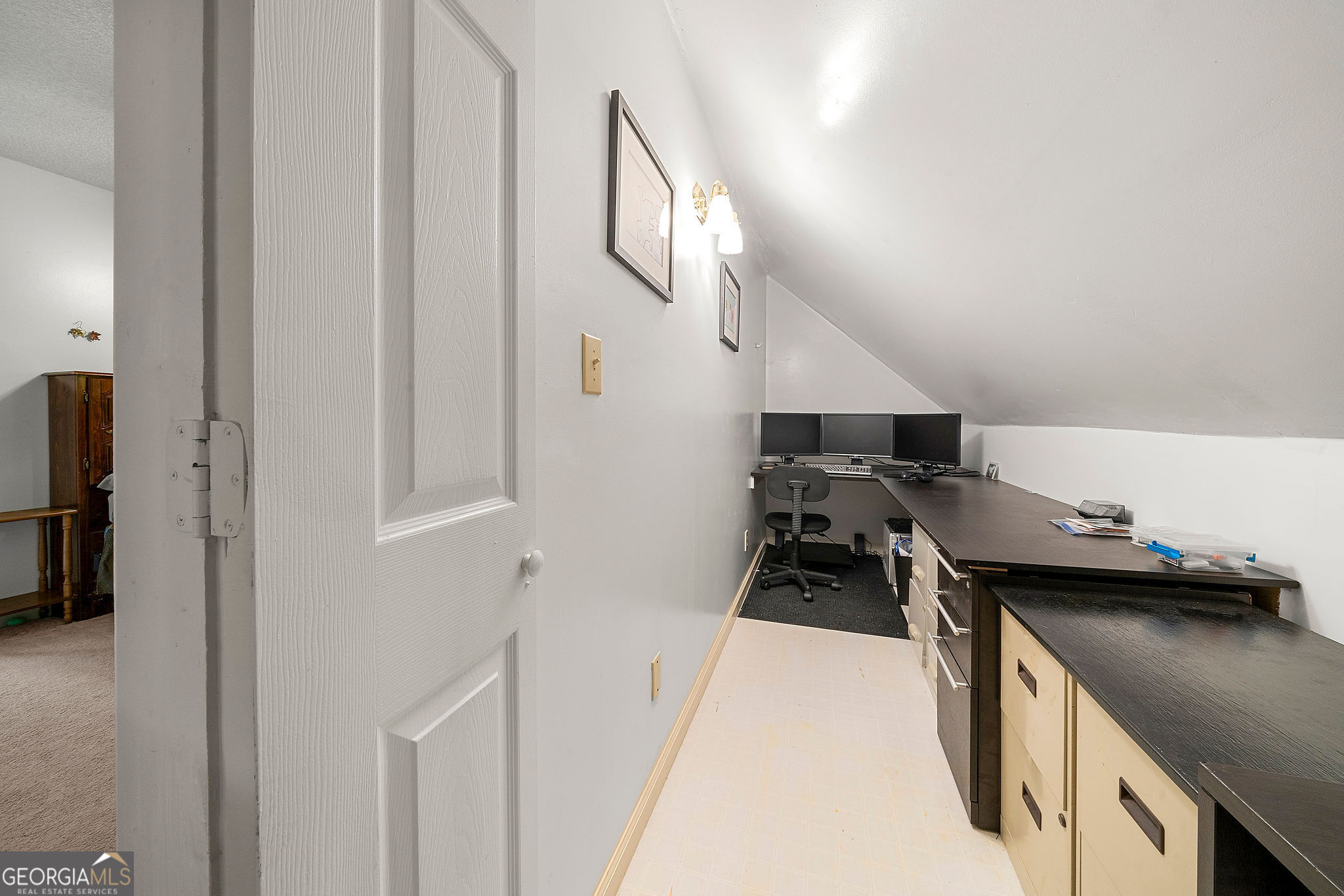 Newnan, Georgia 30265, United States, 5 Bedrooms Bedrooms, ,3 BathroomsBathrooms,Residential,Active,164632