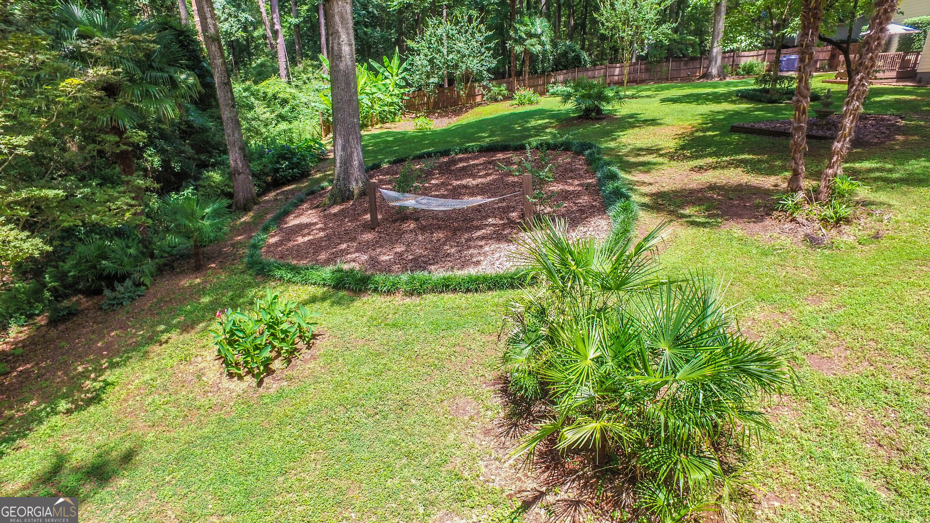 Newnan, Georgia 30265, United States, 5 Bedrooms Bedrooms, ,3 BathroomsBathrooms,Residential,Active,164632