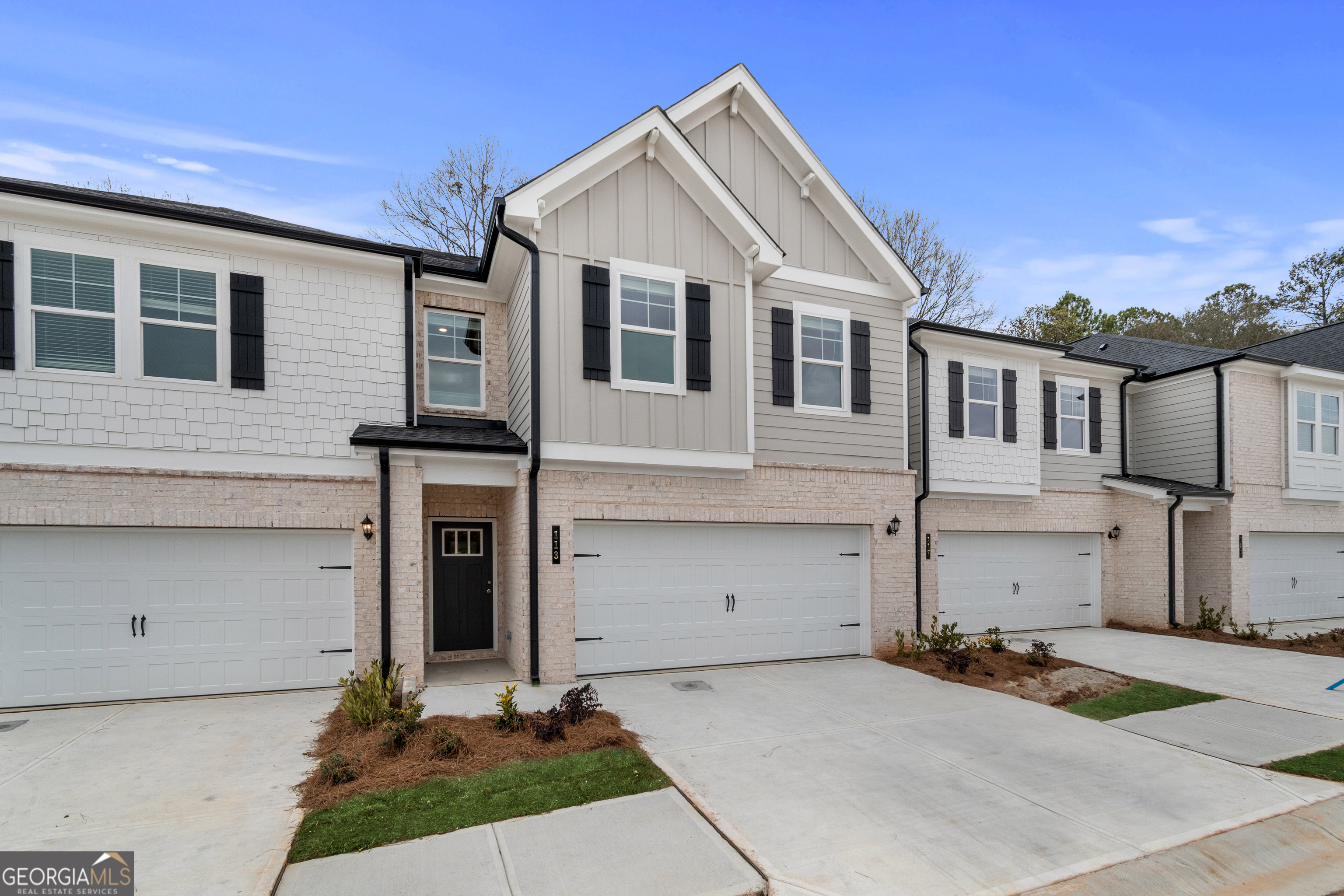 664 Treasure DR