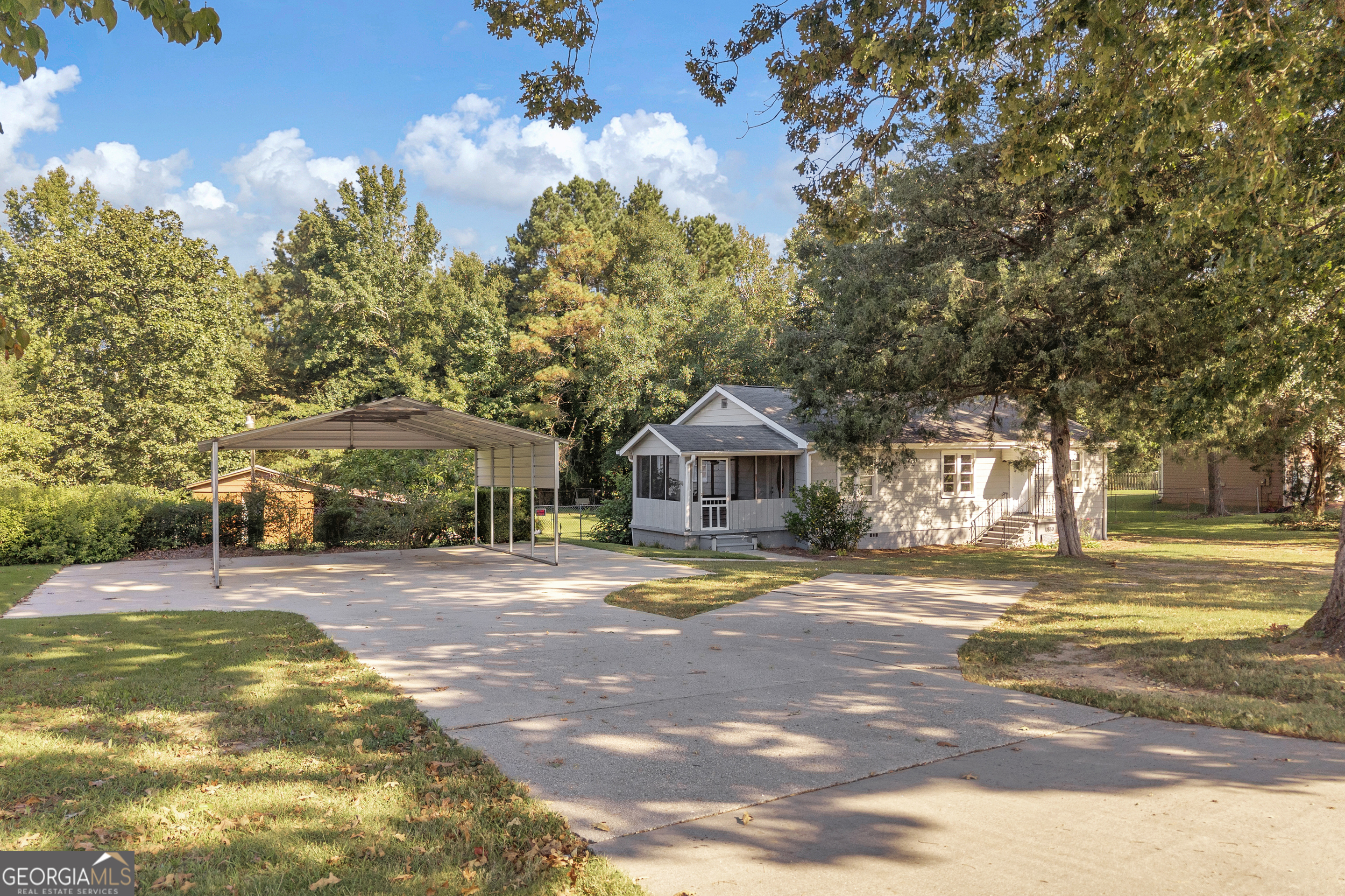 Beautiful piece of property on an acre sized lot right across from Panhandle Park. The home itself could use some updating, but it has been extremely well maintained over the years. Gorgeous fully fenced backyard with a shed for storage. Once you see this property you won't want to leave!