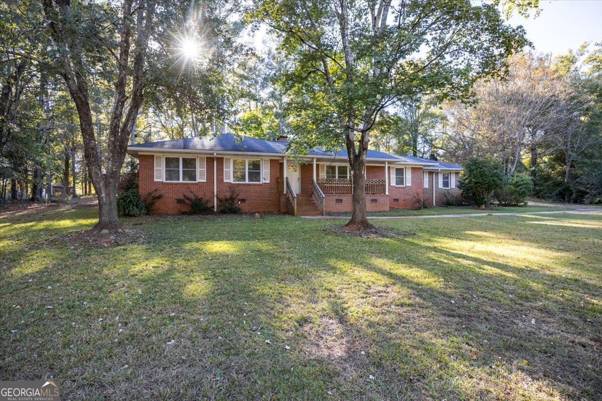 84 Hillsdale RD