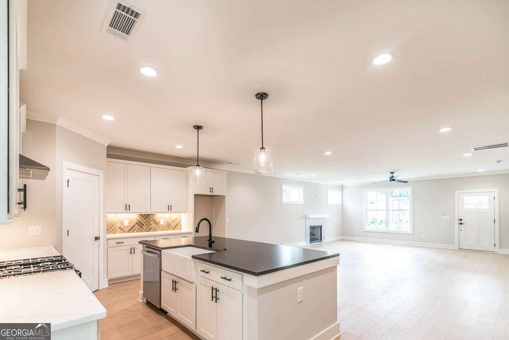 Creekside - Residential