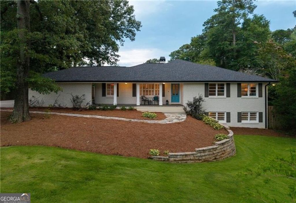 Photo of 2351 Pangborn Circle, Decatur, GA 30033 (MLS # 10805697)