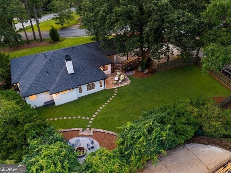 2351 Pangborn CIR
